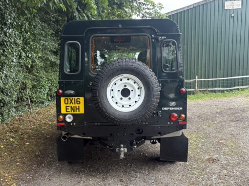 Land Rover Defender 110 County 2.2 TDCI Station Wagon - Image 6