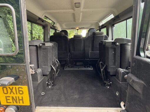Land Rover Defender 110 County 2.2 TDCI Station Wagon - Image 9